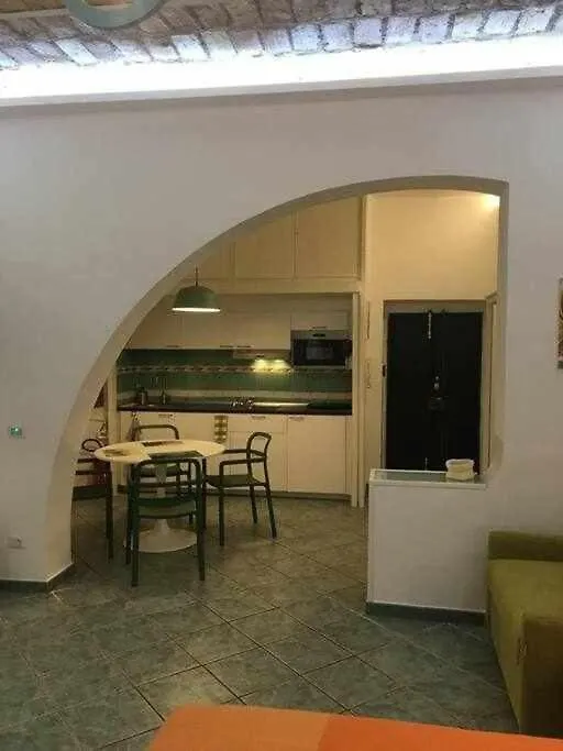Rhome Away Tittoni Rome