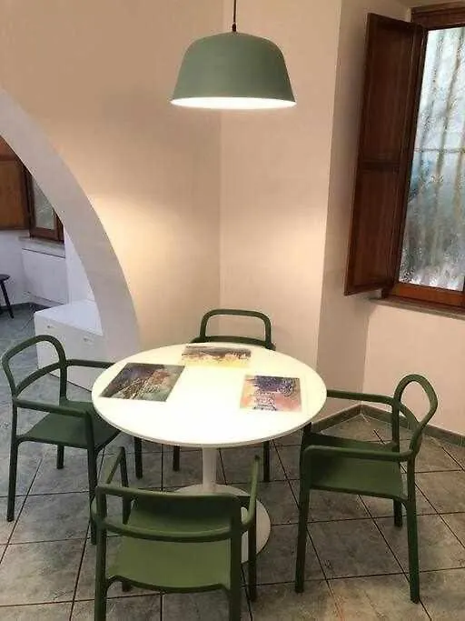 Rhome Away Tittoni Rome Apartment